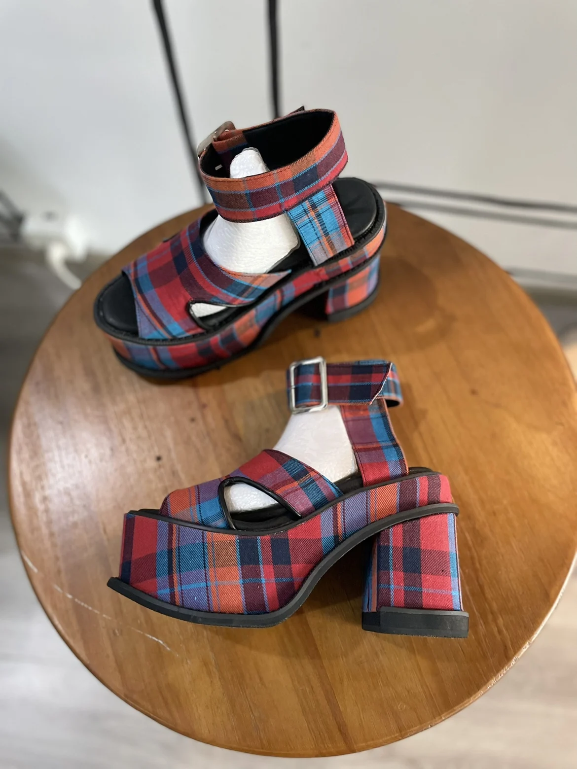 Platform Plaid Buckle Strap Sa - đánh giá và giá Women'S Fashion Show