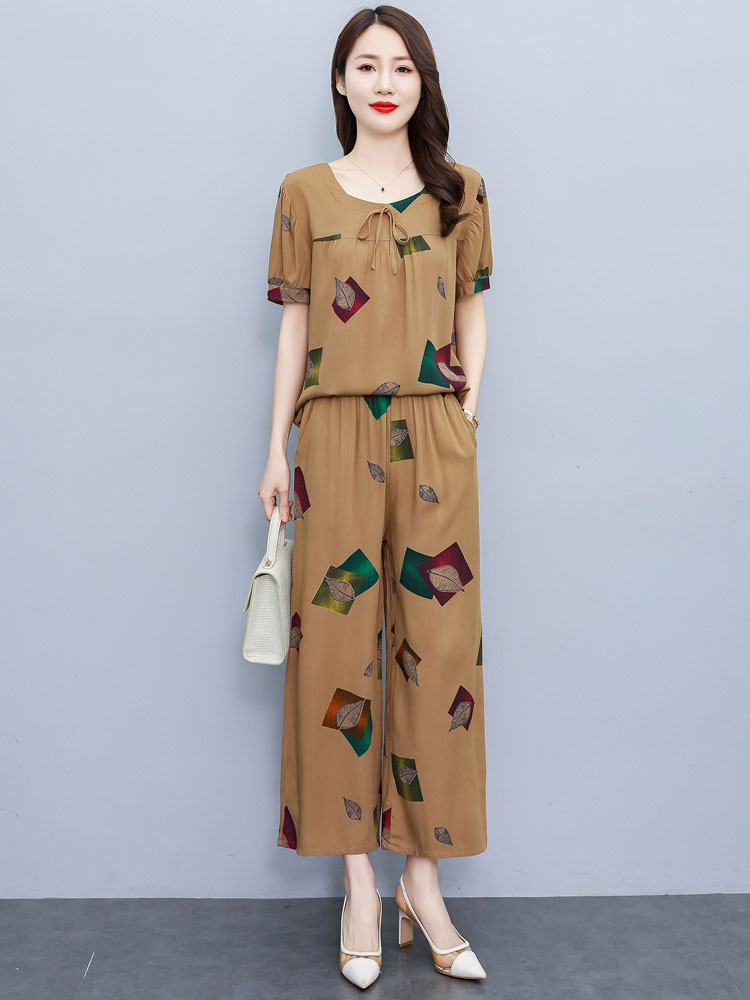 High-End Mom Summer Wear 2025  - đánh giá và giá Women Fashion Over The Years