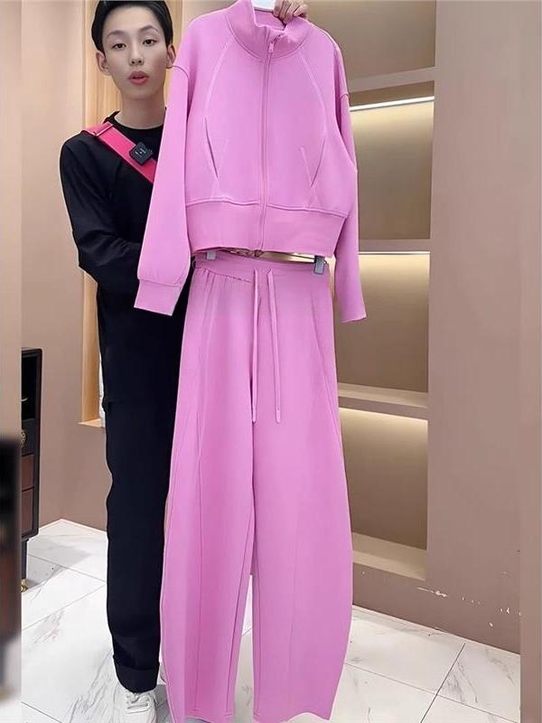 Fashionable Sportswear Set for - đánh giá và giá Women Fashion Over The Years